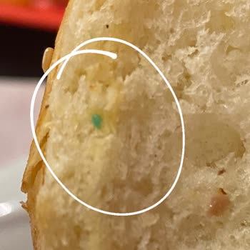 Çocuk Hamburgerinde Görülen Küf Benzeri Oluşum Gıda Güvenliği Sorunu