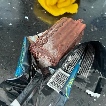 Eti Karam Çikolatasının Son Tüketim Tarihi Geçmemiş Olmasına Rağmen Bozulması