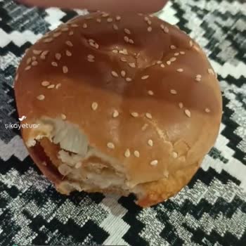 Burger King Sert Ekmek Ve Patates