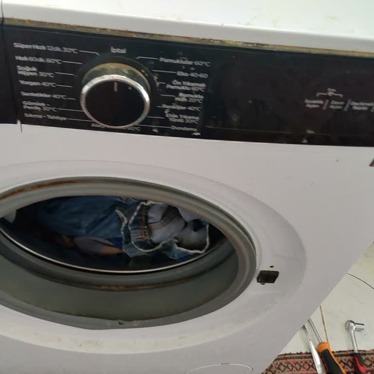 Vestel Çamaşır Makinesinin Kırık Körüğü Ve Servis İhmali