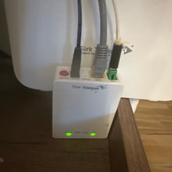 Ağustos Ayından Bu Yana Süren İnternet Kesintisi Çocuğumun Çevrimiçi Eğitimini Engelliyor