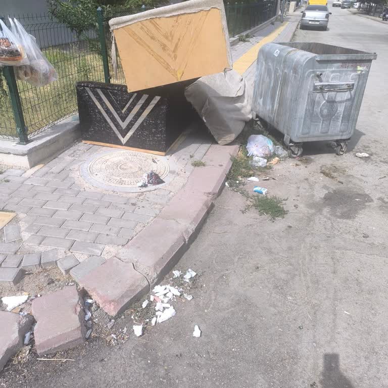 Altındağ Belediyesi Çöp Ve Mobilya Atıkları Alınmıyor