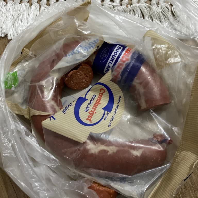 Migros'tan Bozuk Sucuk Ve Müşteri Hizmetlerinden Yetersiz Çözüm