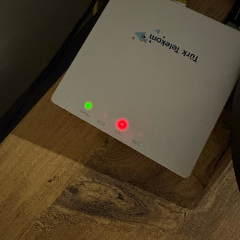 Fiber Kutusundaki Sorunlar Türk Telekom 1000Mbps Ev İnternetinde Sürekli Kesintiye Yol Açıyor