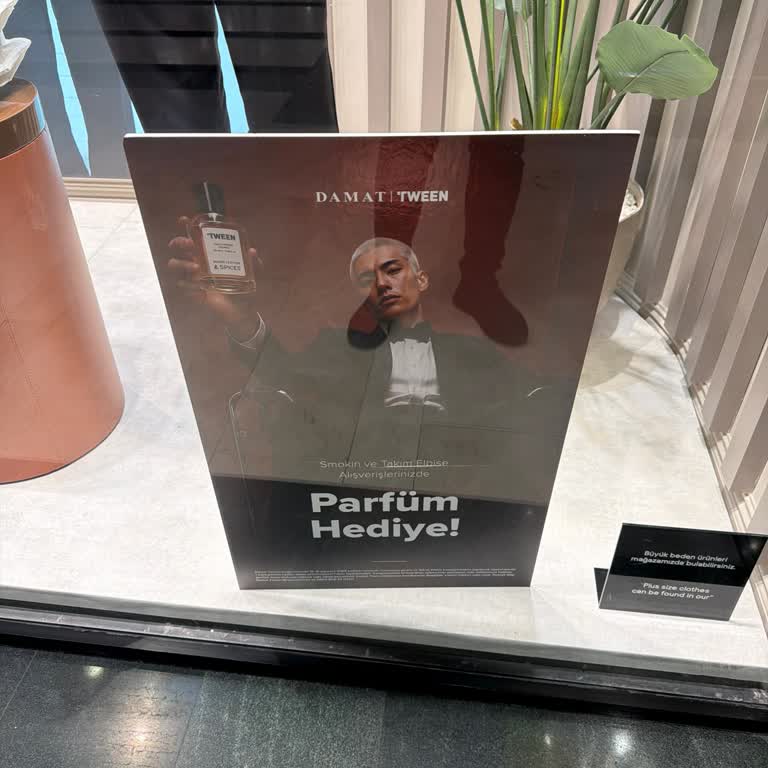 Damat Tween Akbatı Mağazasında Reklamlı Parfüm Hediyesi Verilmemesi Ve Ölçü Hatası