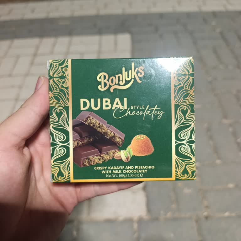 Bonluks Dubai Style Çikolatasının Ambalajı Yanıltıyor, Lezzeti Hayal Kırıklığı