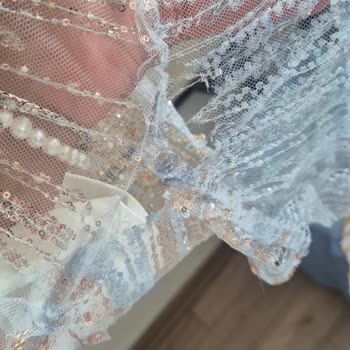 Kalitesiz Kiralanan Elbiseler Ve İade Edilmeyen Kapora