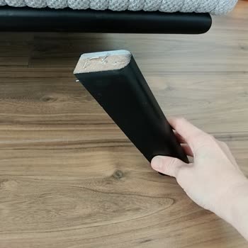 68 Bin TL'lik Koltuk Takımının Ayakları Kırıldı, Garanti Servisi Cevapsız Ve Gecikmeli