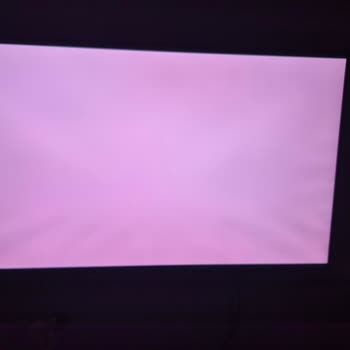 Samsung TV'de Beyaz Çizgiler Ve Renk Bozukluğu Nedeniyle Ayıpsız Değişim Talebi
