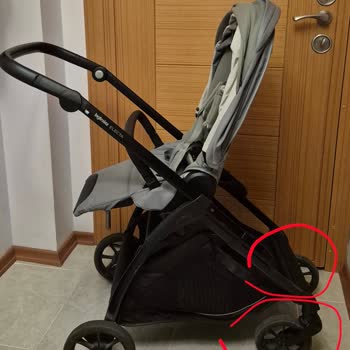 İnglesina Bebek Arabasında Ön Tekerlek Çözülmesi Ve Dayanıklılık Sorunu