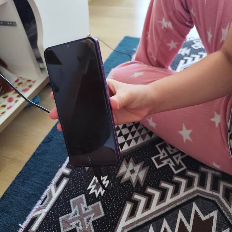 A101 Şubesinde Satın Alınan Telefonun Şarjda Aşırı Isınması Ve Şarj Olmaması