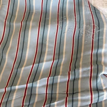 Ayıplı Üst Ve Pantolonun Tek Kullanımda Deformasyonu Ve Değişim Reddi