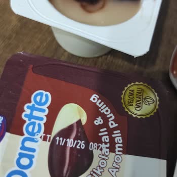 Danette Pudinginin Bozulmuş Görünümü Güvenimi Sarsıyor