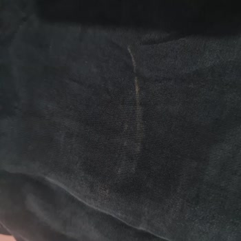Çamaşır Suyu Kokusu Nedeniyle Kıyafetlerde Oluşan Zarar Ve Geri Dönüşsüz İlgisizlik