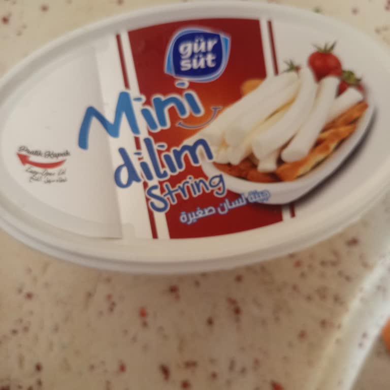 Gürsüt Mini Dilim String Peynirde Plastik Koku Ve Şok Edici Kötü Tat