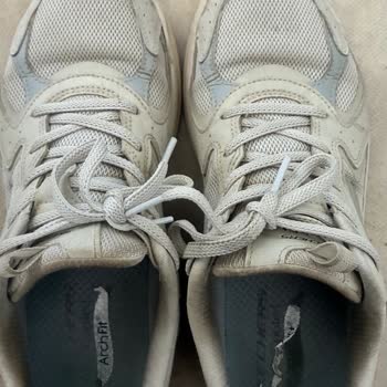 Skechers Arch Fit Kadın Ayakkabısında 1,5 Ayda Yırtılma Ve Deformasyon