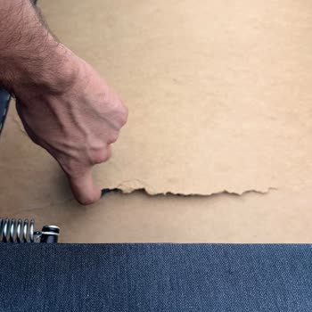 Teslimatta Kırık Koltuk Ve Açılmadan Kontrol Edilmemesi Nedeniyle Ücretsiz Değişim İstiyorum