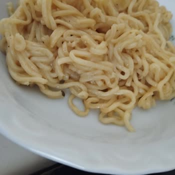 İndomie Noodle’da Böcek Tespiti Hijyen Ve Sağlık Endişesi