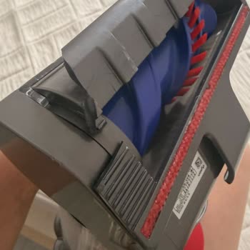 Dyson V12 Bakım Sonrası Hasarlı Teslim Ve Gecikmeli Yanıt
