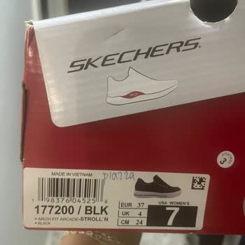 Sahte Skechers Ayakkabısı Ayağımı Acıtıyor, Değişim Reddedildi