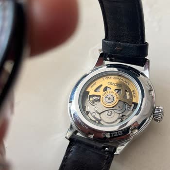 Seiko SRPD37J Gains 3–4 Minutes Every Day