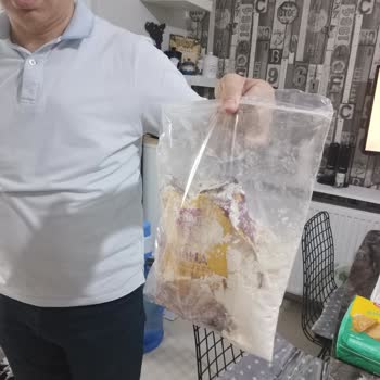 Schär Flour Arrives With Burst Packaging and Safety Concerns