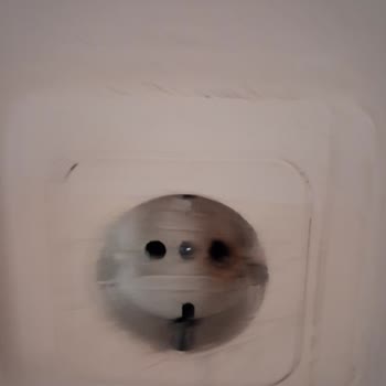 Kaçak Kablo Ve Elektrik Tesisatı Nedeniyle Evde Yangın Ve 100 Bin TL Zarar