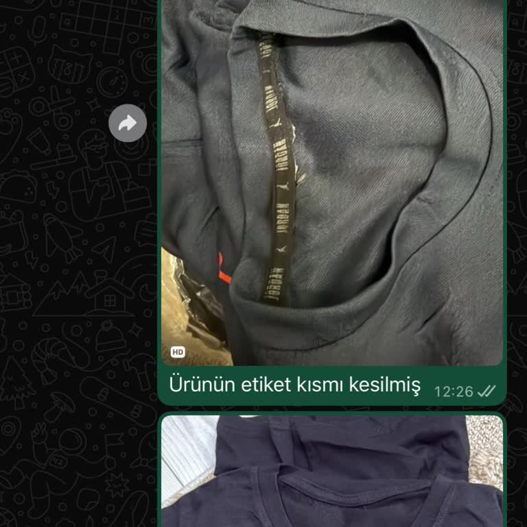 Etiketi Kesik Tişört Ve Cevapsız Satıcı