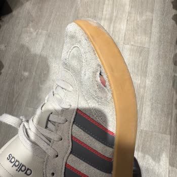 Adidas Barreda Ayakkabısının Kısa Sürede Aşınması Kullanıcı Hatası İddiası