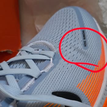 Sipariş Edilen Nike Vomero 18 Ayakkabı Sıfır Değil, Kullanılmış Gönderildi, Değişim Ve İade Talebi