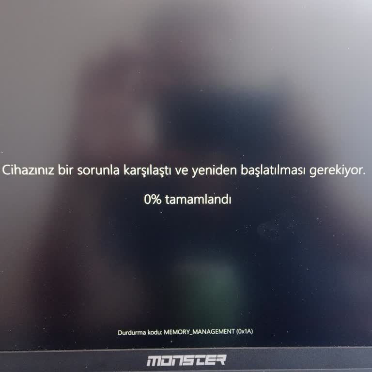 Monster Laptopta Sürekli Kapanma Ve Mavi Ekran Sorunları İşimi Aksatıyor