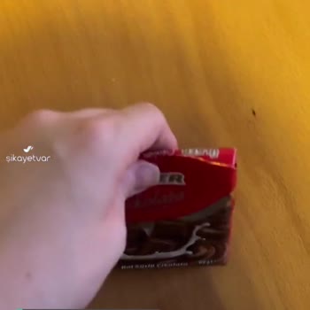 Ülker Çikolata Paketinin Yarısı Boş!