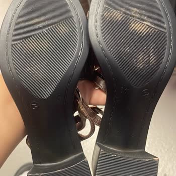 Bir Günlük Kullanımda Aşınan Ve Rahatsızlık Yaratan Sandaletin Değişim Talebi Reddedildi