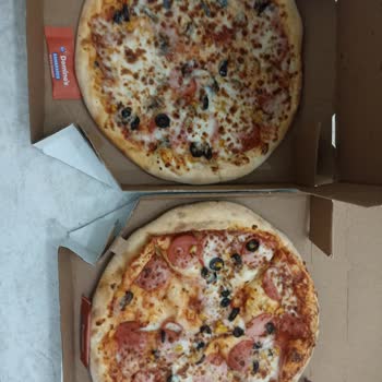 Bursa Altınova Domino’s Şubesinde Sarımsak Soslu Kenar Eksikliği Ve Çalışan İlgisizliği