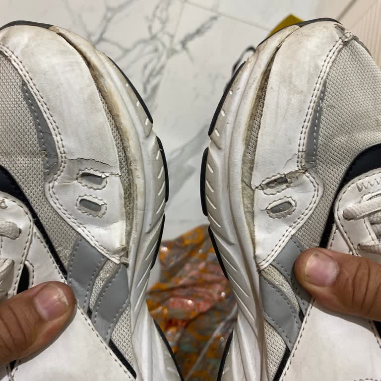 Gaziemir Optimum’da Reebok Ayakkabısında Erken Çatlak Ve İade Reddi