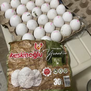 Küflü Yumurta Satışı Ve Çalışanların Saygısız Davranışı