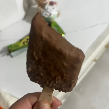 Migros Altınşehir Şubesinde Magnum Dondurması Az Ve Bozuk