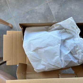 Boyner'den Gelen Ayakkabıda Renk Farkı Ve Hasarlı Paketleme