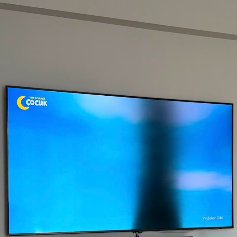 Samsung 85 İnç TV'de Tekrarlayan LED Arızası İçin Ücretsiz Tamir Talebi
