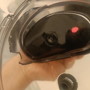 Robotun Rende Aparatı Uyumsuzluğu Ve Kırılan Kapak İçin Garanti Kapsamında Parça Değişimi Talebi