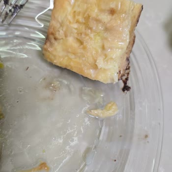 Karagöz Baklava'dan Aldığım Bozulmuş Tatlılar Ve Cevapsız Tavır Nedeniyle 3.100 TL Tam İade Talebi