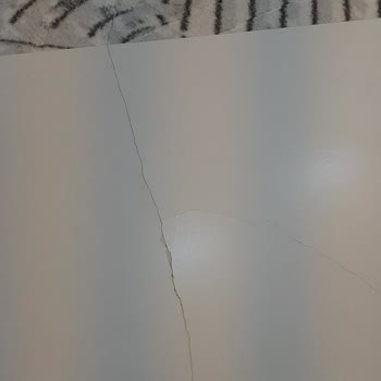 İKEA Hemnes Divan Yatakta Tekrarlayan Kırık Parça Ve Yetersiz Müşteri Hizmeti