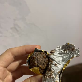 Ferrero Rocher Chocolates Turned White and Looked Moldy