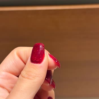2000 TL’ye Karşı Kalitesiz Jel Güçlendirme Ve Kalıcı Oje