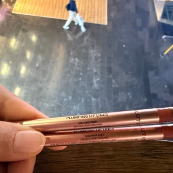 Revolution Pout Bomb Lip Liner Caused Severe Burning and Irritation
