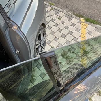 Cam Fitillerindeki Yırtıklar Nedeniyle Su Sızması Ve Garanti Reddi