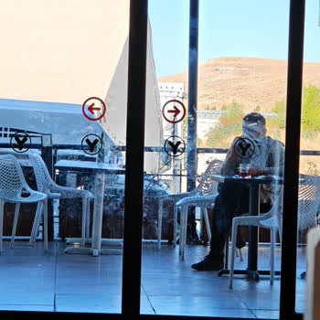 Afyon İstiklal Dinlenme Tesislerinde Köfteci Yusuf'ta Hijyen Ve Temizlik Sorunları