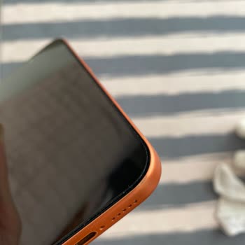 Kılıfın Koruma Sağlamaması Nedeniyle Telefon Hasarı Ve Media Markt’tan Onarım Talebi