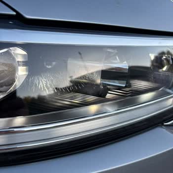 Volkswagen T-Roc Ön Farlarındaki Üretim Kusuru Garanti Kapsamında Ücretsiz Değişim Talebi
