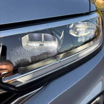 Volkswagen T-Roc Ön Farlarındaki Üretim Kusuru Garanti Kapsamında Ücretsiz Değişim Talebi